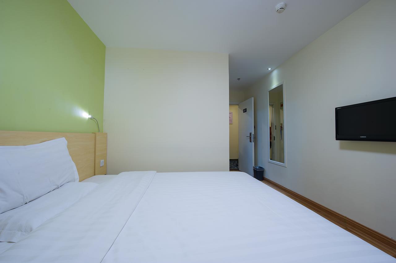 7Days Inn Beijing Yanqing Walmart Buitenkant foto