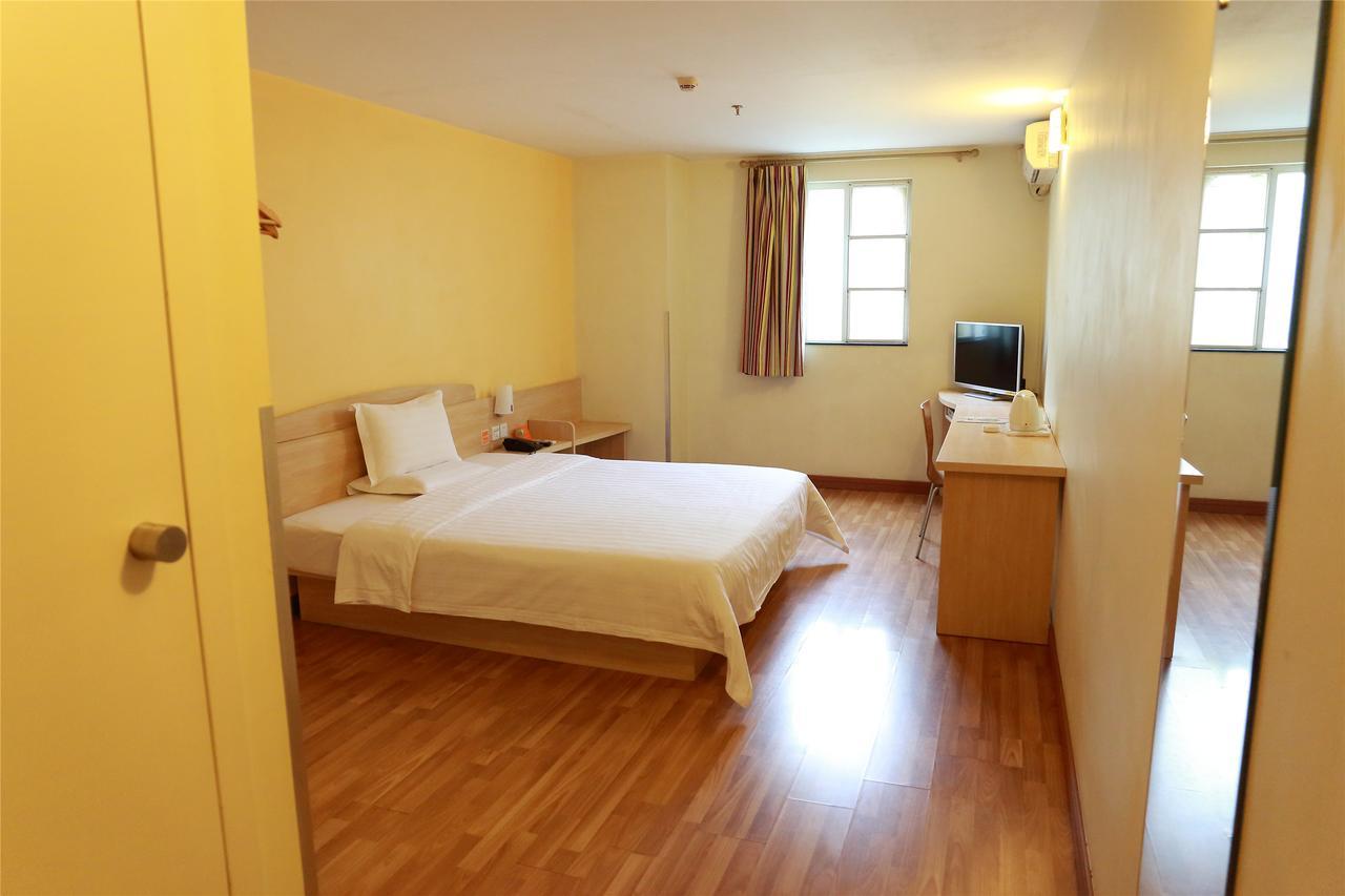 7Days Inn Beijing Yanqing Walmart Buitenkant foto